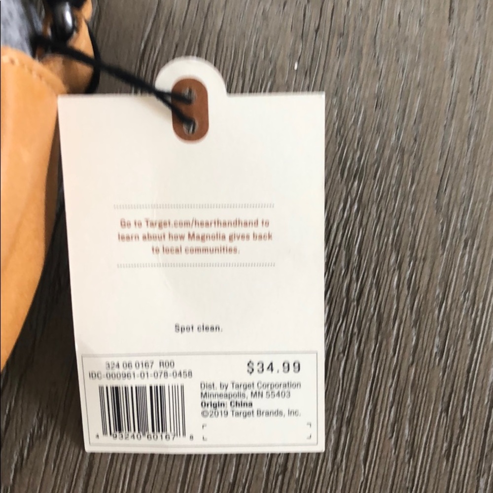 NWT hearth and hand crossbody bag - Picture 3 of 4